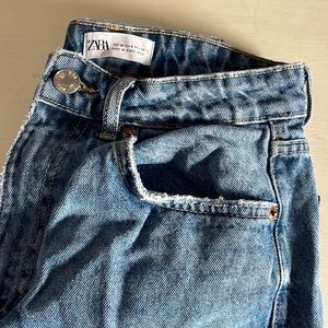 Zara Jeans